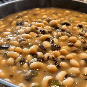 black eyed peas recipe taken with iphone 15 pro max --iw 2 --ar 4:5 --v 6.1 --raw