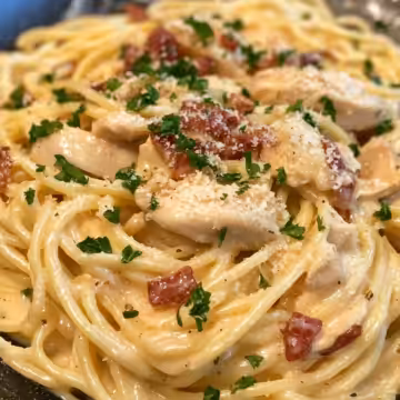 Best Chicken Carbonara Recipe taken with iphone 15 pro max --iw 2 --ar 4:5 --v 6.1 --raw