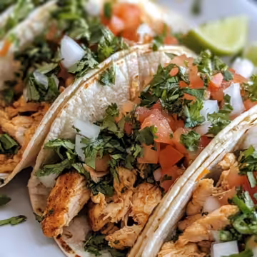Chicken Street Tacos taken with iphone 15 pro max --iw 2 --ar 4:5 --v 6.1 --raw