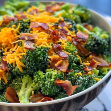 Easy Broccoli Bacon Salad taken with iphone 15 pro max --iw 2 --ar 4:5 --v 6.0 --raw
